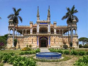 ¿Dónde están ubicados los 5 castillos que tiene el Perú?